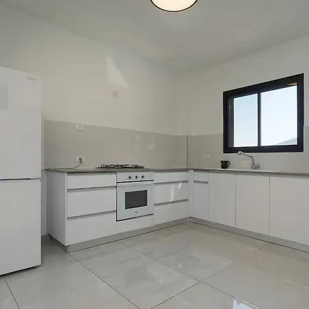 Levication Paratroopers Premium Penthouses & Apartments With Lake View Tiberias Exterior photo