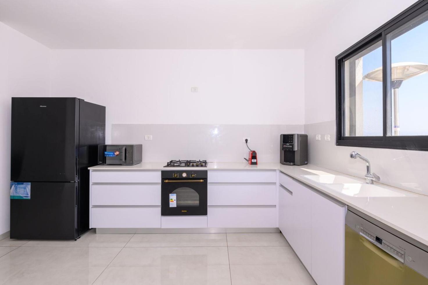 Levication Paratroopers Premium Penthouses & With View Apartment *