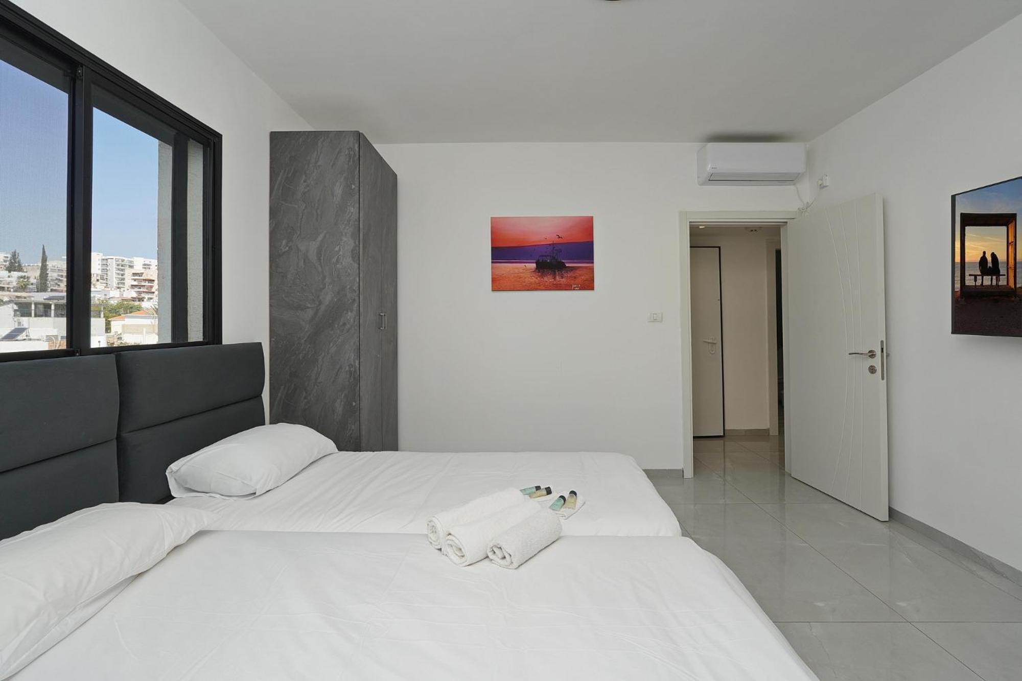 Apartment Levication Paratroopers Premium Penthouses & With View