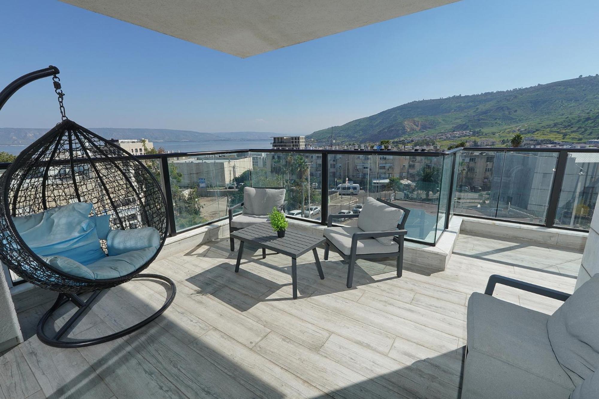 Levication Paratroopers Premium Penthouses & With View * Tiberias
